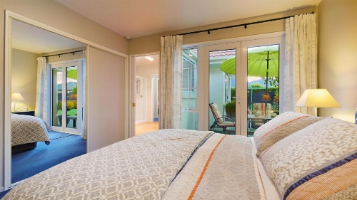 Olive House Bed and Breakfast image 18